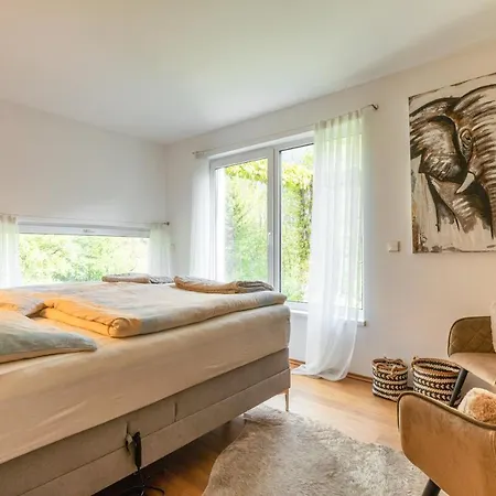 아파트 Bergpanorama Mit Sauna & Grossem Garten *