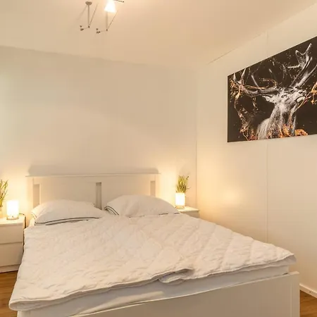 Bergpanorama Mit Sauna & Grossem Garten 아파트 *