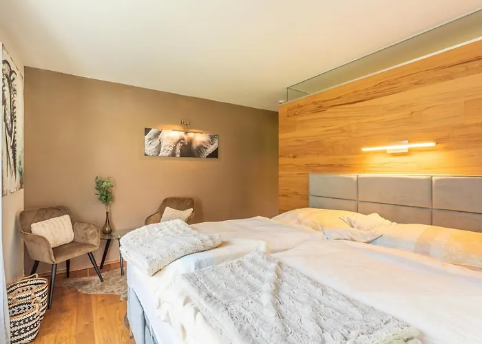 Bergpanorama Mit Sauna & Grossem Garten Flattach